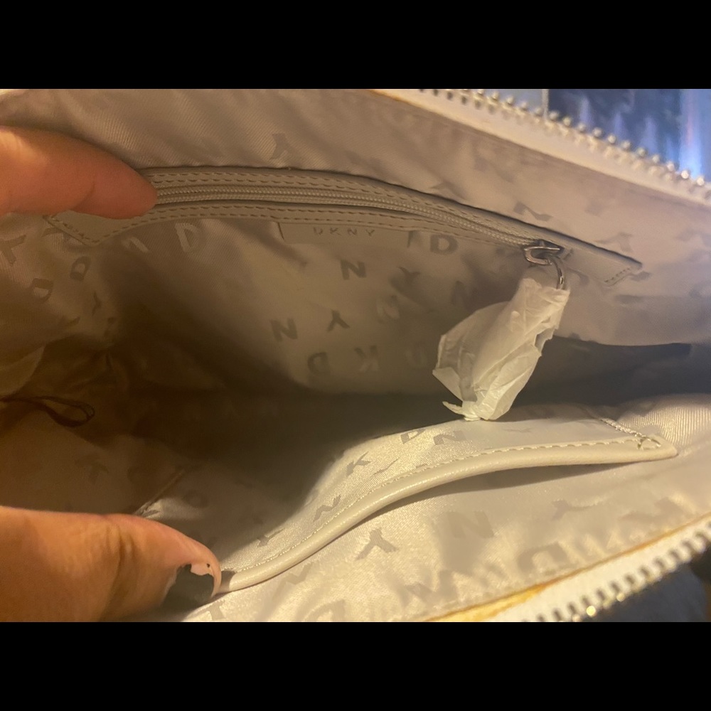 NWT DKNY Purse - Picture 9 of 11
